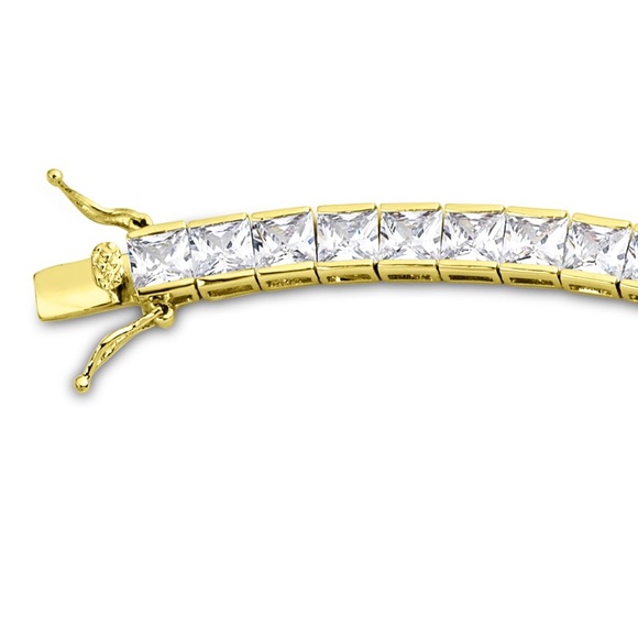 Gold Bracelet - Picture 2 of 7